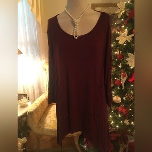 Cable & Gauge NWT color ripe plum tab sleeves/detailing on sides size 1X